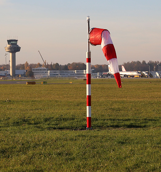 delta-box_balizaje_mastiles-indicadores-de-viento-faa-1